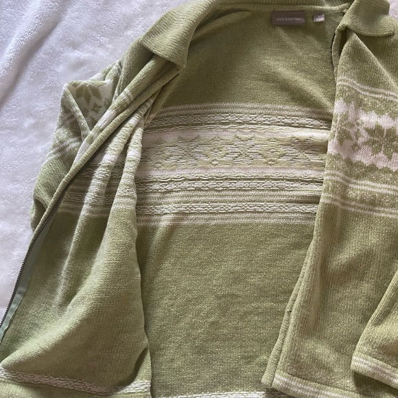 Green zip up - Picture 3 of 4